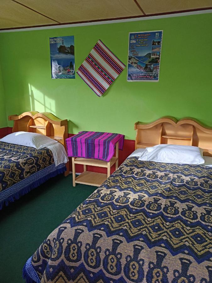 Taquile Familia Celso Hotel Huillanopampa Ngoại thất bức ảnh